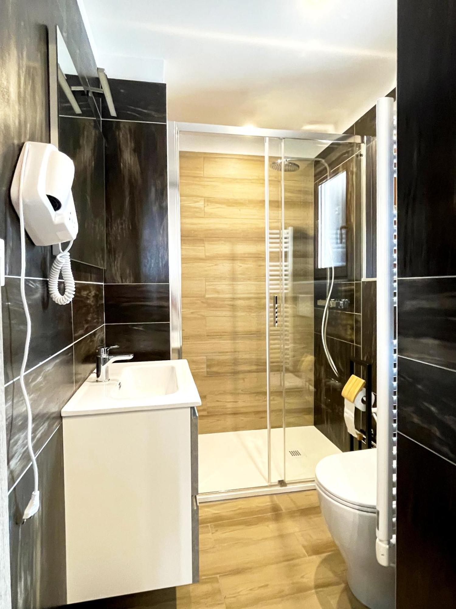 Le Torri Loft Apartment Fossano Bagian luar foto